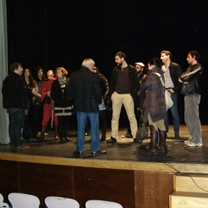 Alumnos da ESAD durante unha das visitas guiadas ao Salón Teatro